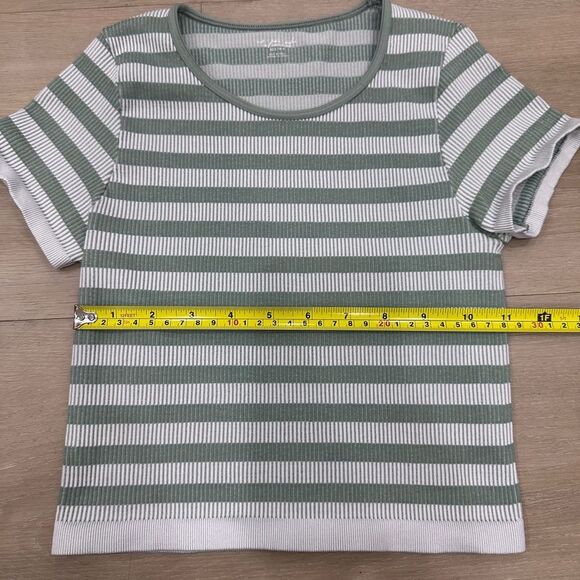 Urban Outfitters Out from Under green stripe ribbed crop short sleeve top - XS/S - Picture 4 of 7